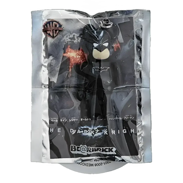 Bearbrick PEPSI.NEX × Warner Bros. - The Dark Knight - Batman 70% in der Verpackung
