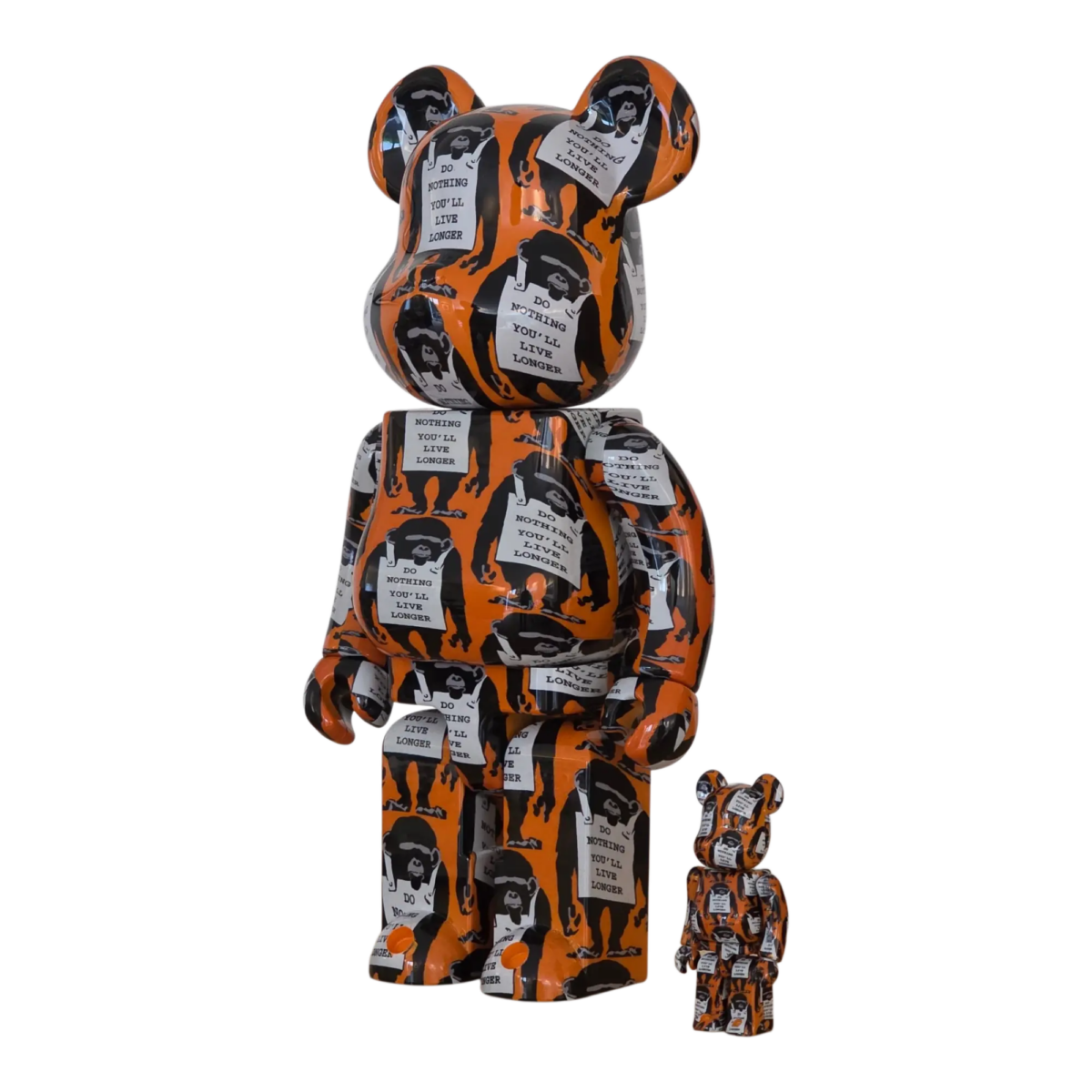 Bearbrick Brandalism "Monkey Sign" 100%+400% schräg