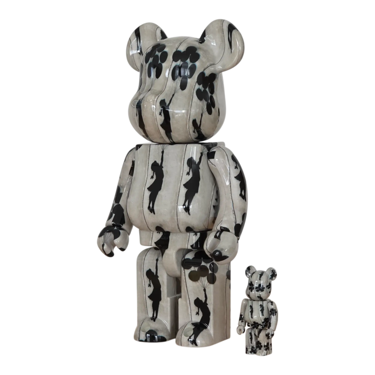 Bearbrick Brandalism "Flying Balloons Girl" 100%+400% schräg