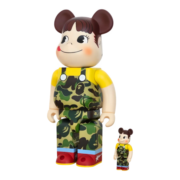 Bearbrick BAPE Peko-Chan Green Version 100%+400% schräg