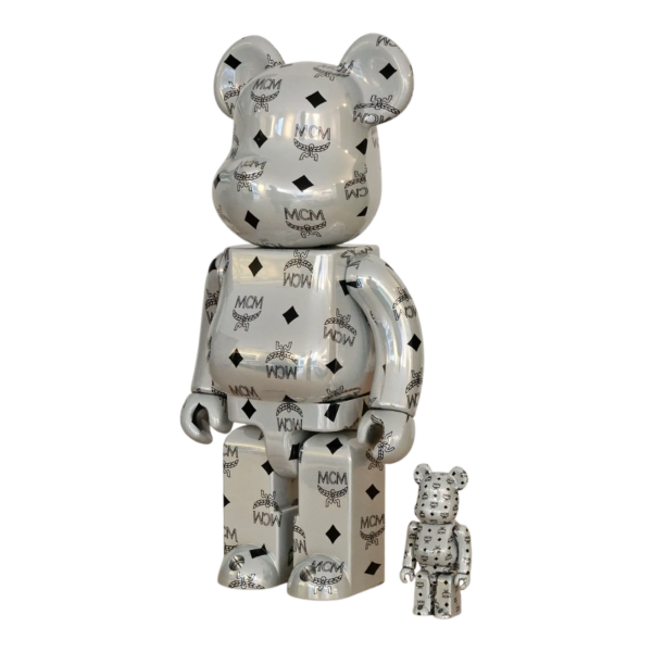 Bearbrick MCM White Chrome Version 100%+400% schräg