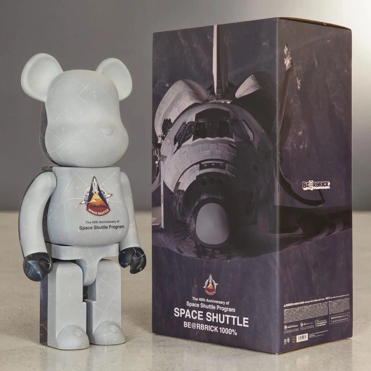 Bearbrick The 40th Anniversary of Space Shuttle Program [NASA] 1000% mit Verpackung