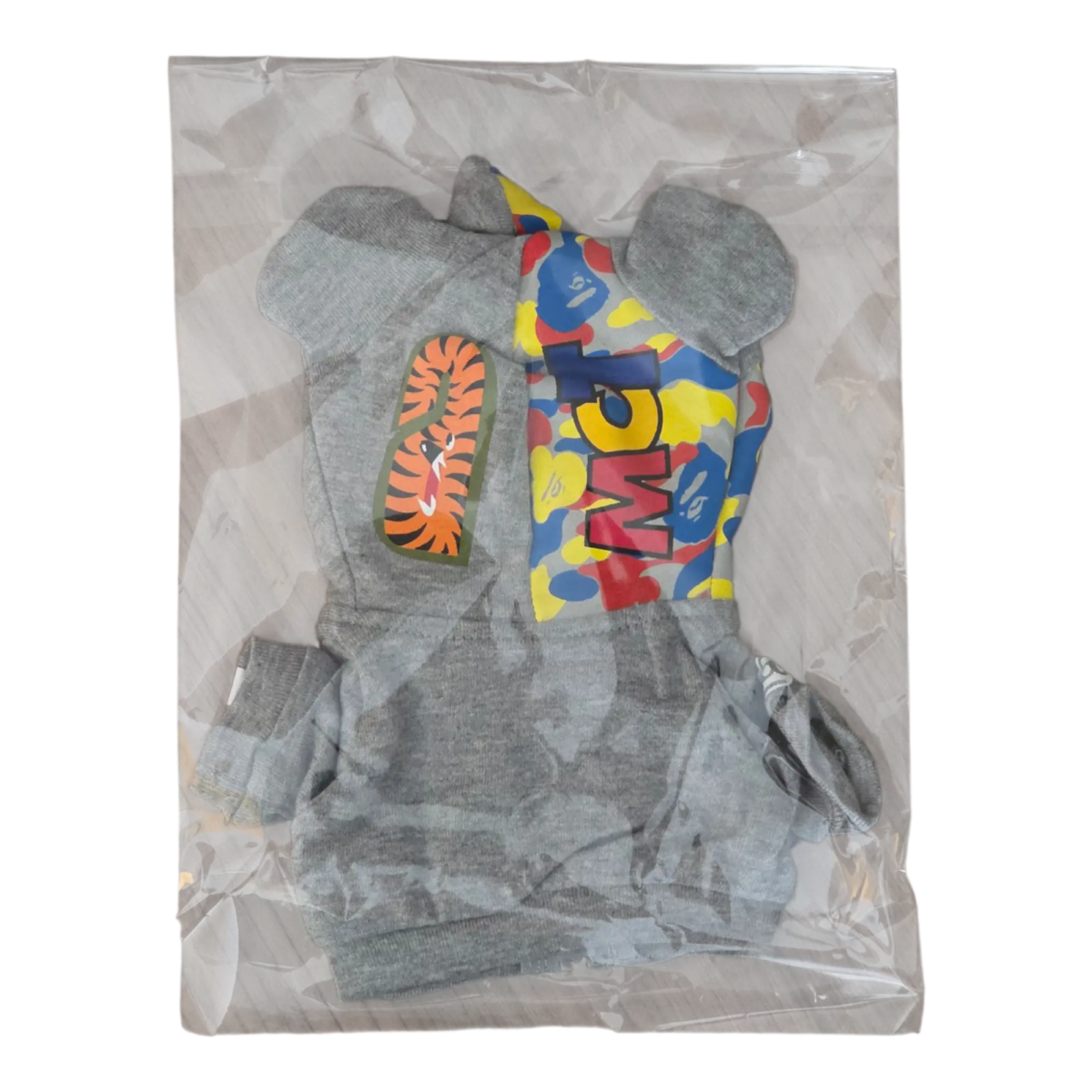 Bearbrick BAPE Camo Shark Medicom Toy 30th Anniversary 3er-Set 100%+400% Hoodie Rückseite