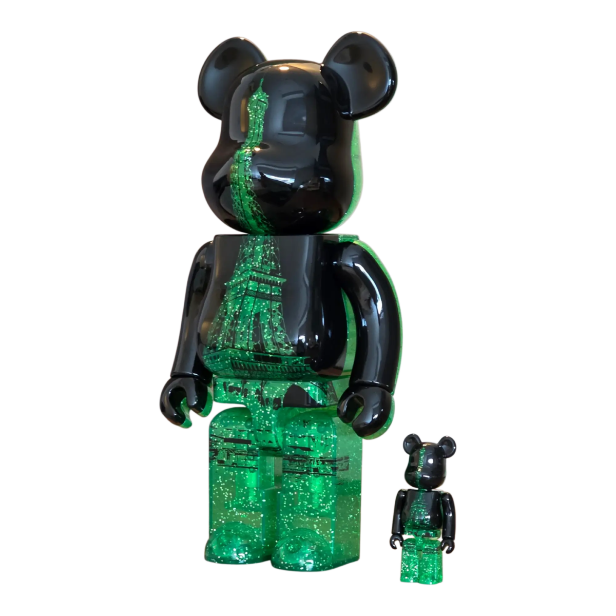 Bearbrick Eiffel Tower Green Dress Version 100%+400% schräg