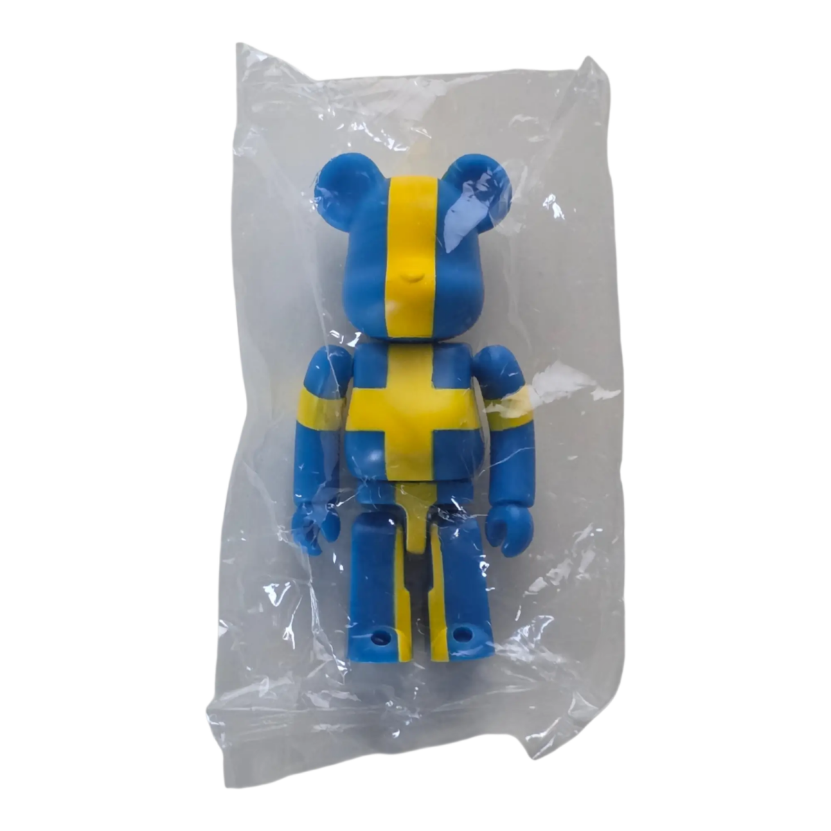 Bearbrick Series 16 Flag "Sweden" 100% in Folie