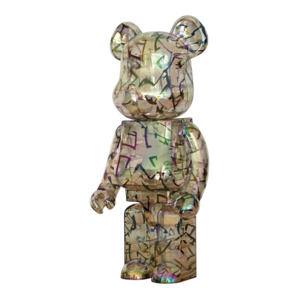 Bearbrick Jimmy Choo / Eric Haze curated by Poggy 1000% schräg
